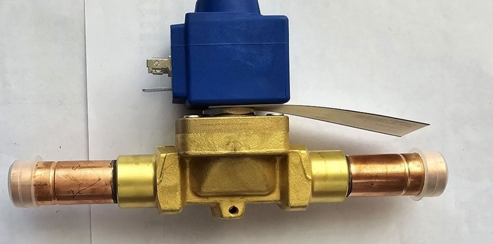 Zawór elektromagnetyczny CASTEL 1078/5A6 nowy