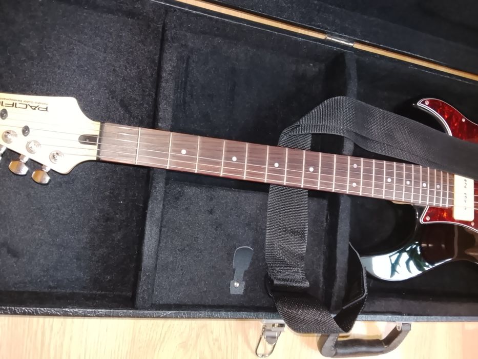 Yamaha Pacyfica 311 H