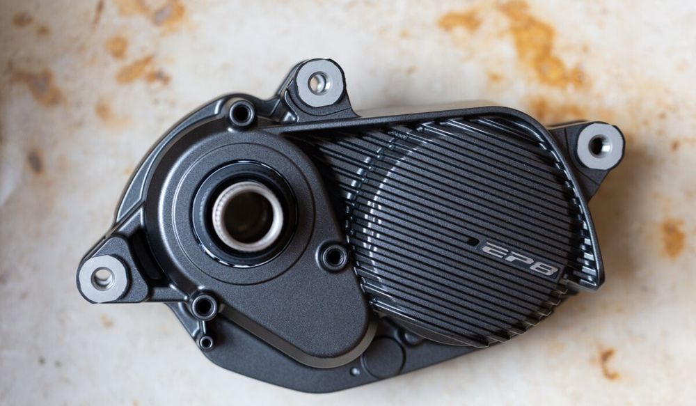 Fabrycznie nowy silnik shimano ep8