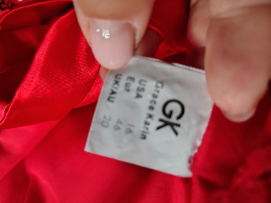 Piękną suknia 46