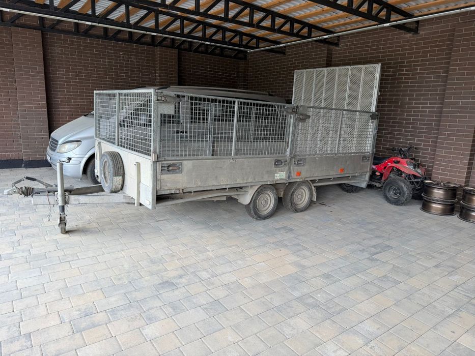 Прицеп 3500 4 колеса 2 осі