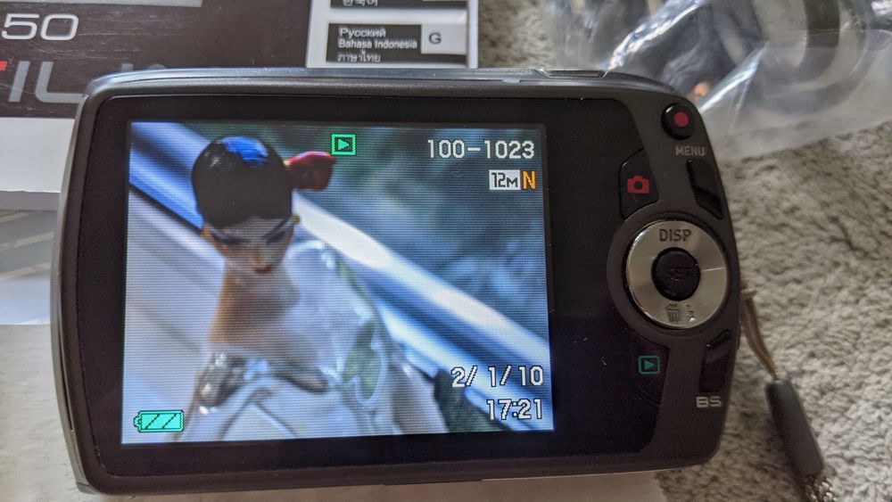 Casio Exilim EX-Z350 фотоапарат