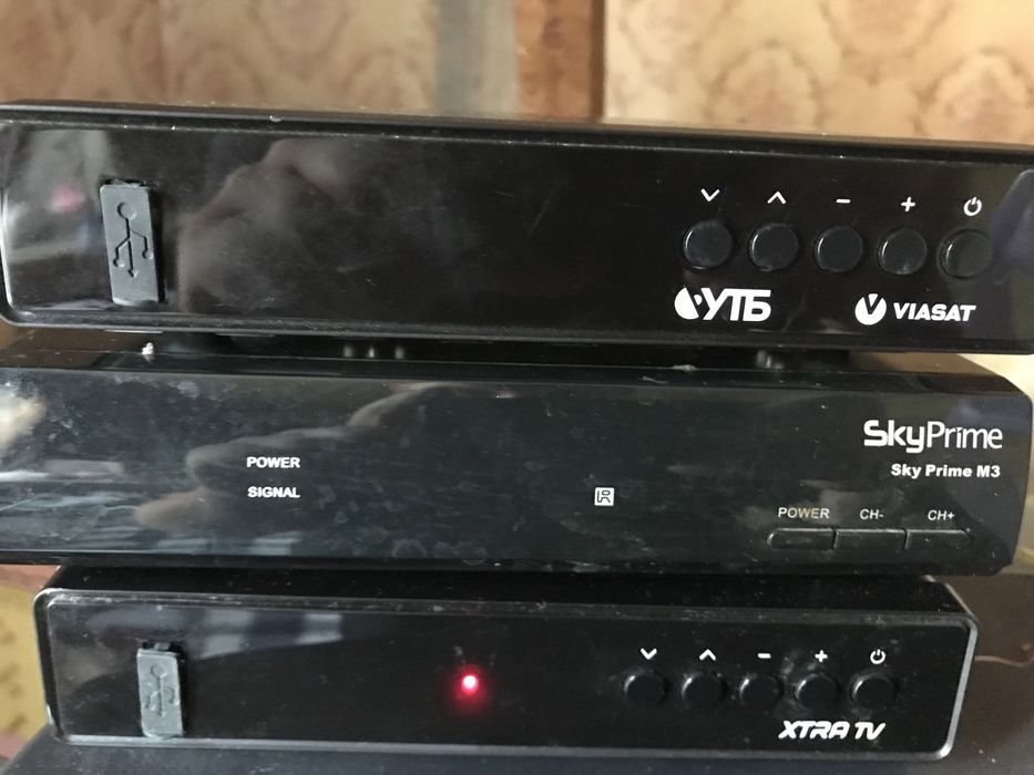 Комлект супутникових тюнерів:viasat,xtra tv,sky prime + бонус