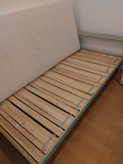 Vendo cama de solteiro 200x90cm completa