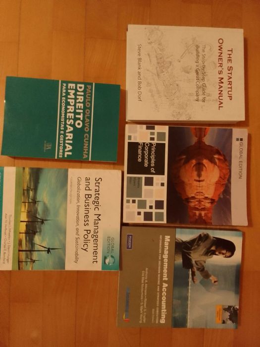 Vendo livros de gestão mba