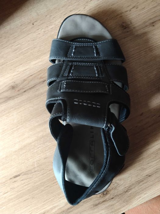 Продам мужскую обувь на широкую ногу