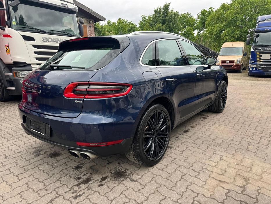 Porsche Macan full options