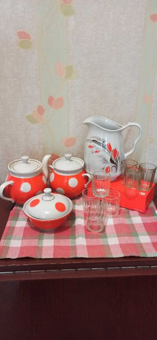 набор чайный  горох,  Молочник, рюмки  /стопки/