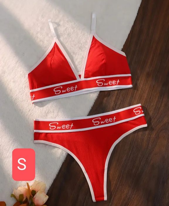 Комплект білизни – ідеальний для подарунка або для себе, белье нижнее