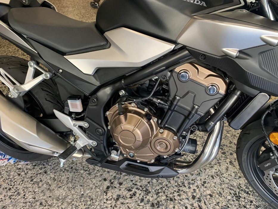 Honda CB 500 FA de 2021 com 543 Kms, Absolutamente "como Nova". Nacional com Revisōes Honda