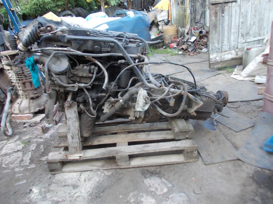 silnik man D0834 LFL03 180 km 4 cylindry chłodnice płynu