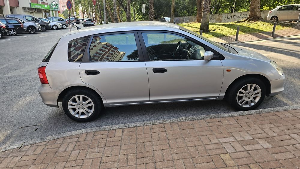 Honda Civic — fotografia 10