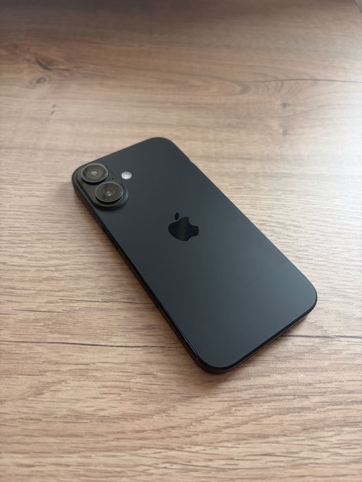 Iphone 16 6/128gb