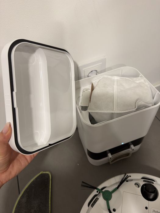 Aspirador Robô ROOMBA 105 COMBO