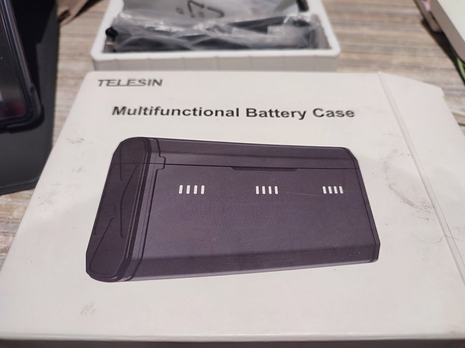 Зарядное устройство GoPro Hero 12/11/10/9 +2 аккумулятора