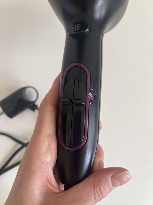 Продам фен PHILIPS  Thermo Protect 2100 W