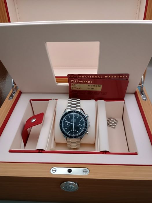 Omega Speedmaster Reduced 39mm