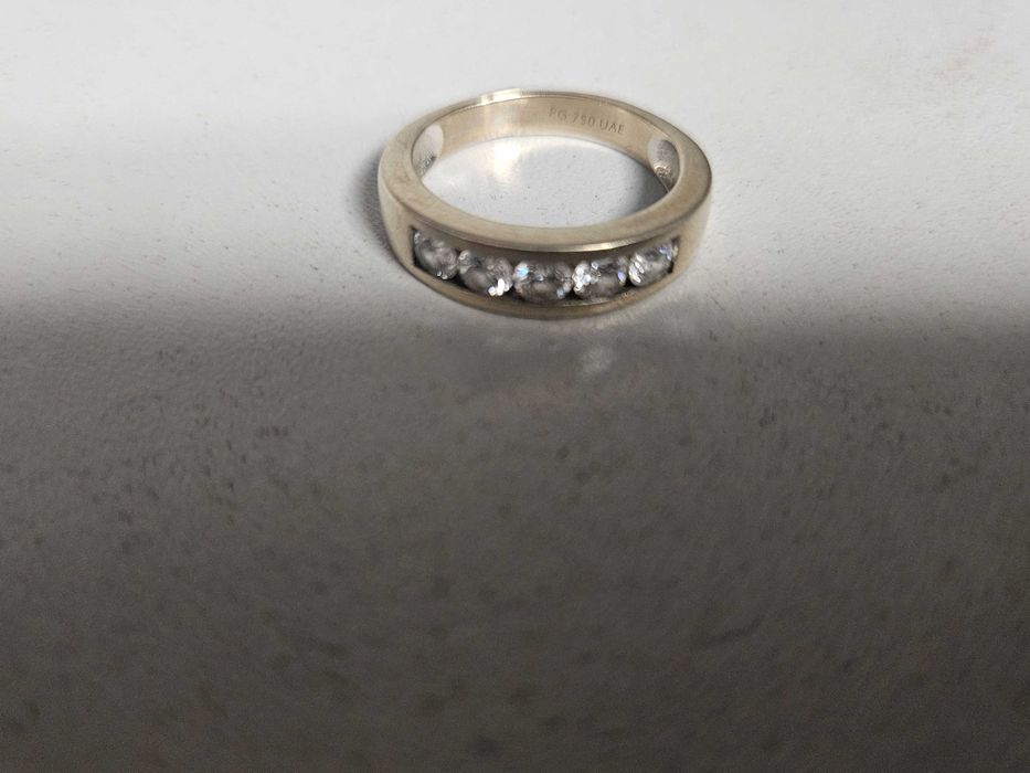 Złoty pierścionek p.750 z diamentami 0,75ct wycena -50% Skup Wrocław