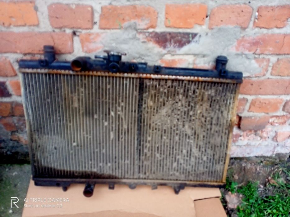 Радіатор джілі бу