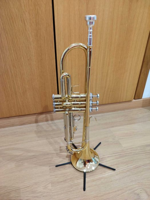 Trompete Roy Benson TR202 Dourado
