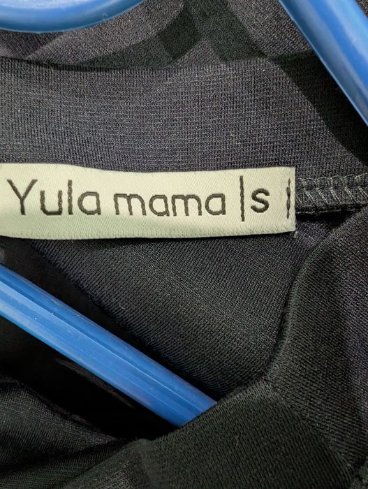 Сукня для вагітних та годуючих мам