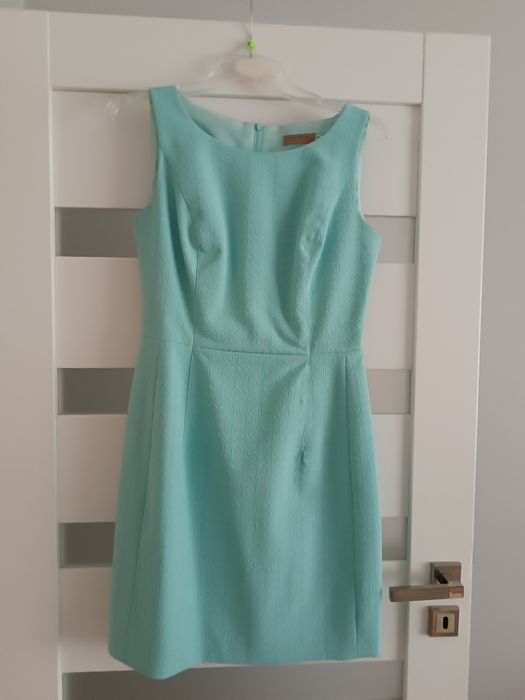 Sukienka koloru miętowego r.38