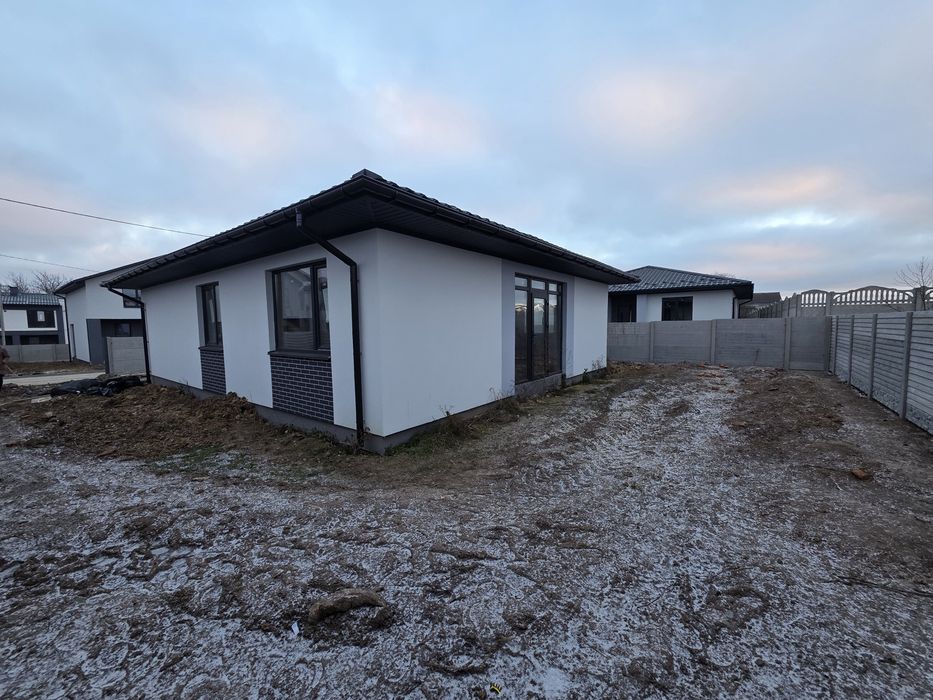 Продам одноповерховий будинок в Якушенцях
