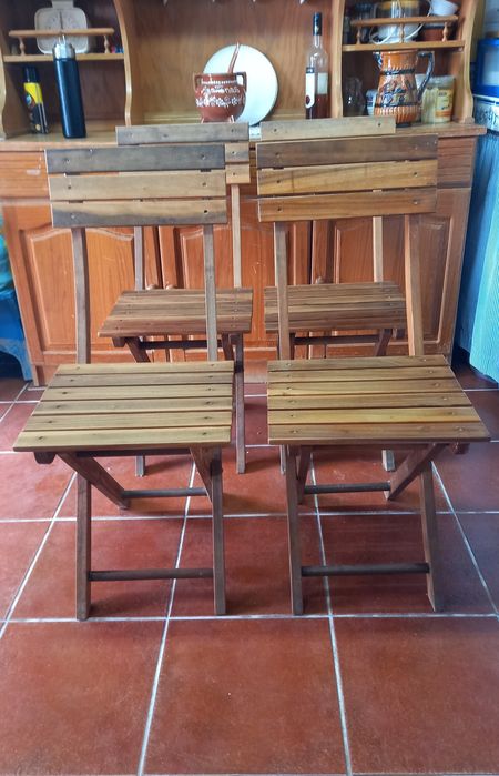 Conjunto de 4 Cadeiras Dobráveis em Madeira de Alta Qualidade – ScanCom