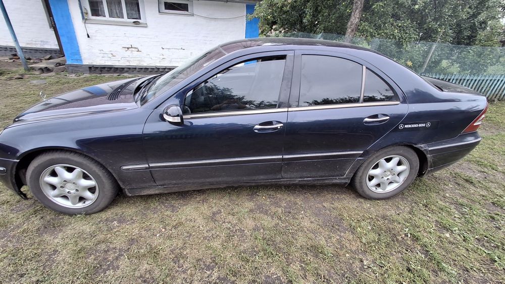 Mercedes-Benz C-Class 2001 VIN WDB2030451A107424 фото оголошення 2 з 8