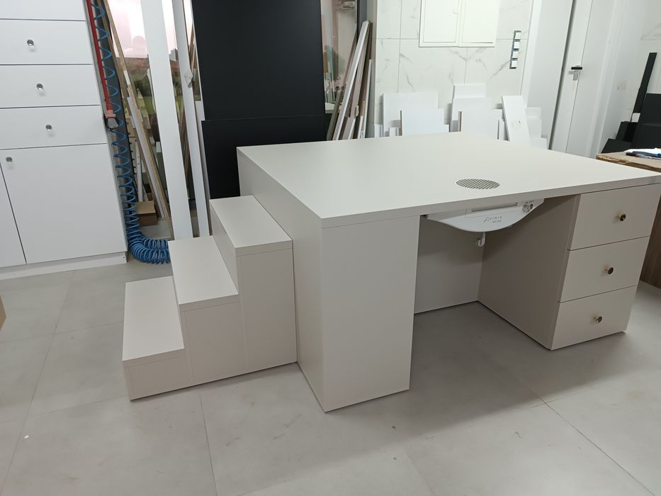 Podest pedicure z wnęka.CENA BRUTTO. wysyłka 48h