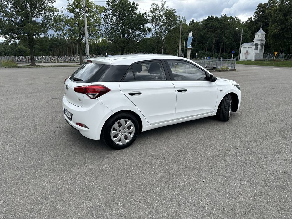 Hyundai i20 benzyna niski przebieg 53 tys km