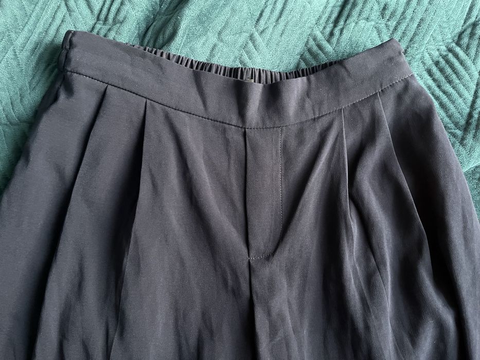 Spodnie szerokie 38