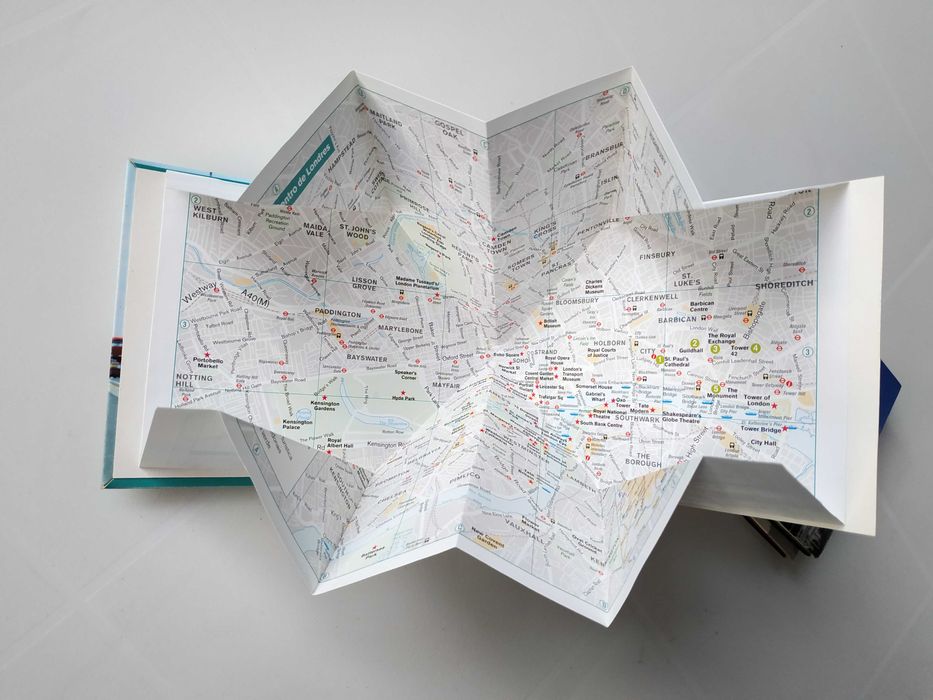 Guias de viagem de bolso