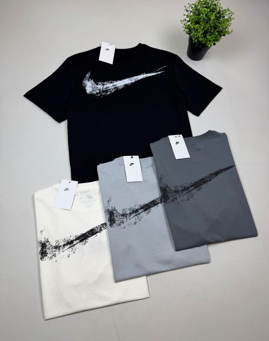 Футболка Nike Swoosh майка найк свуш