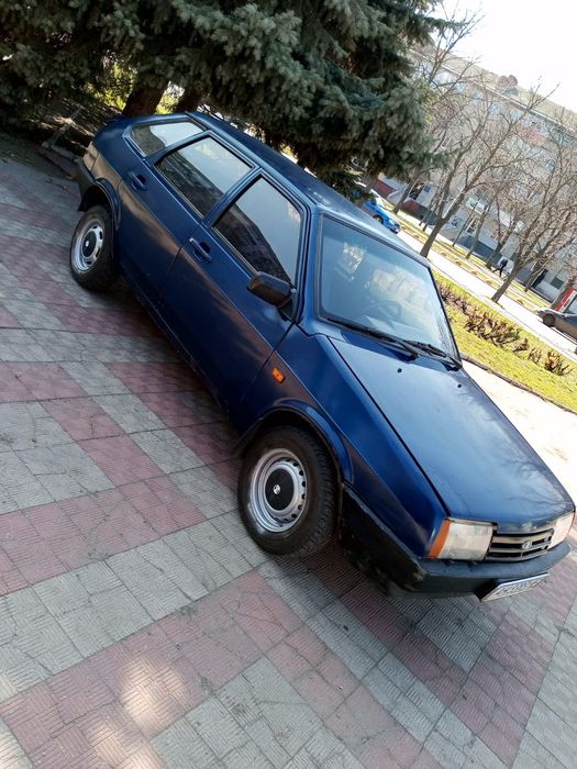 Продам ваз-2109 2004 год инжектор