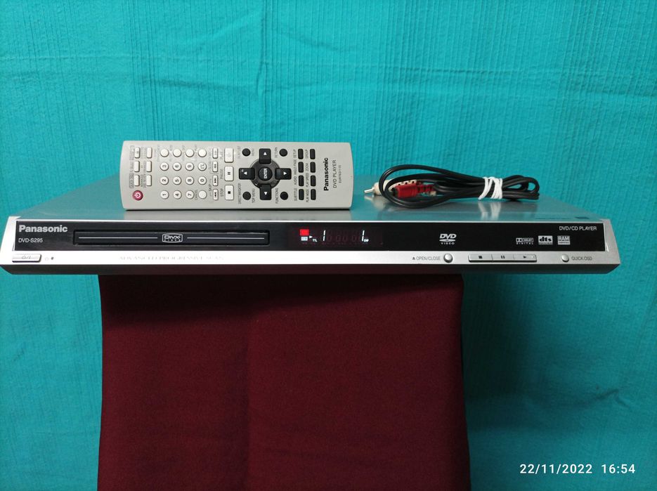 Panasonic DVD player S295 - incluindo acessórios originais