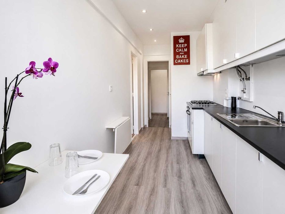Estoril: Quarto para Estudante ESHTE | ESSA | NOVA SBE