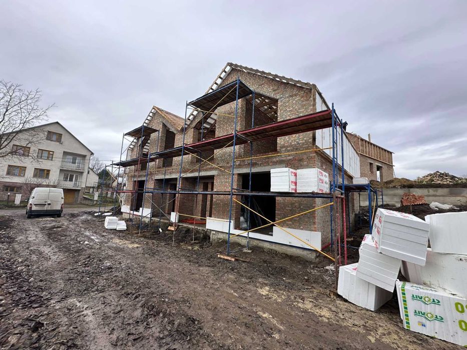 Продаж будинків (дуплексів) у селі Великі Гаї