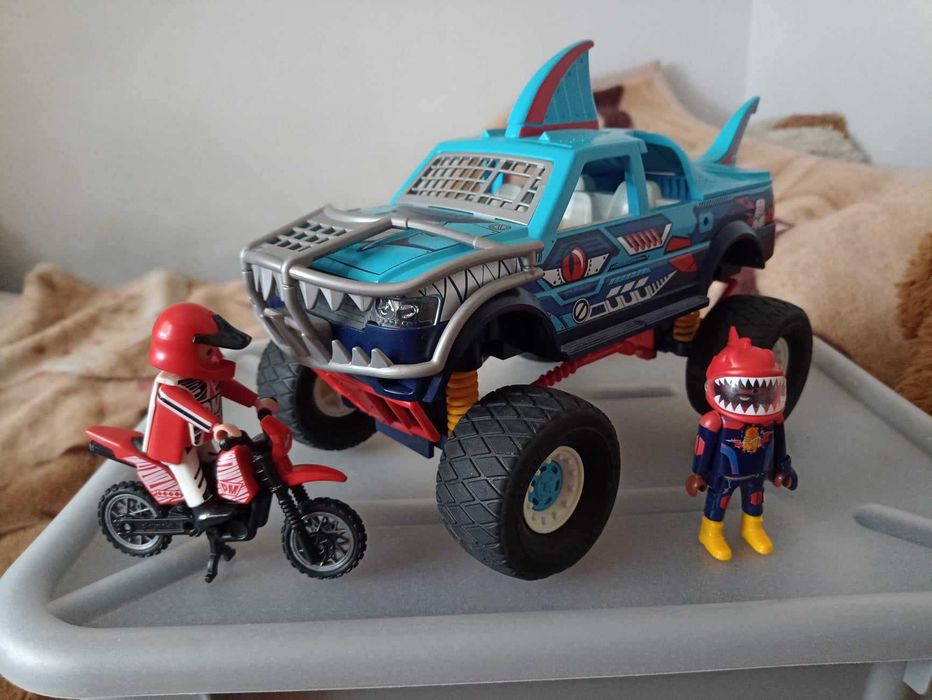 Playmobil Stunt Show 70550 Pokaz kaskaderski Monster Truck Rekin