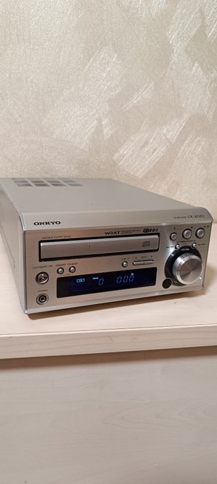Ресивер Onkyo CR-305TX стерео.
