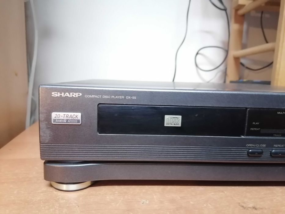 Odtwarzacz CD Sharp DX-55