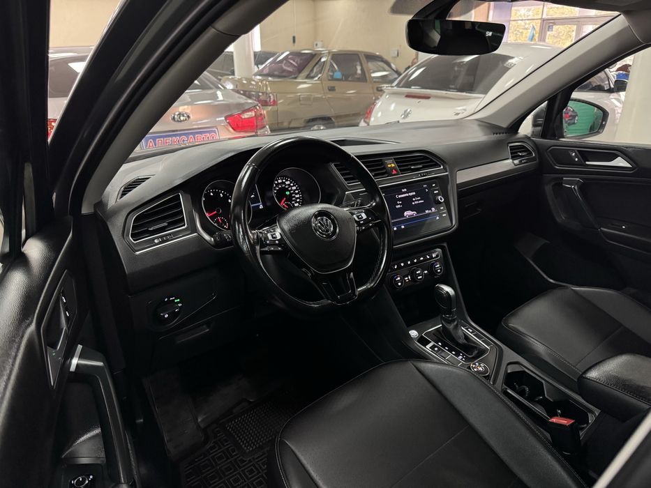 Volkswagen Tiguan 4MOTION 2.0TSI 16V АКПП 2018 р.в. (184 к.с.)