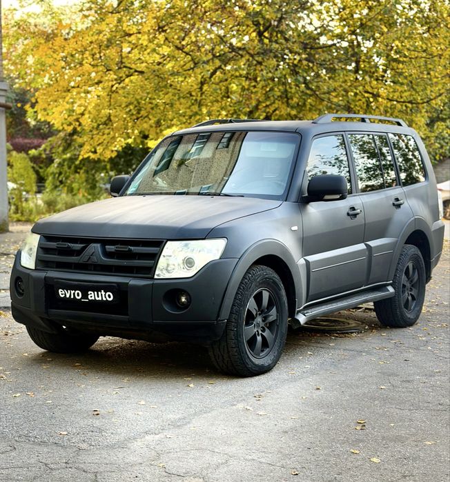 Mitsubishi Pajero 2010