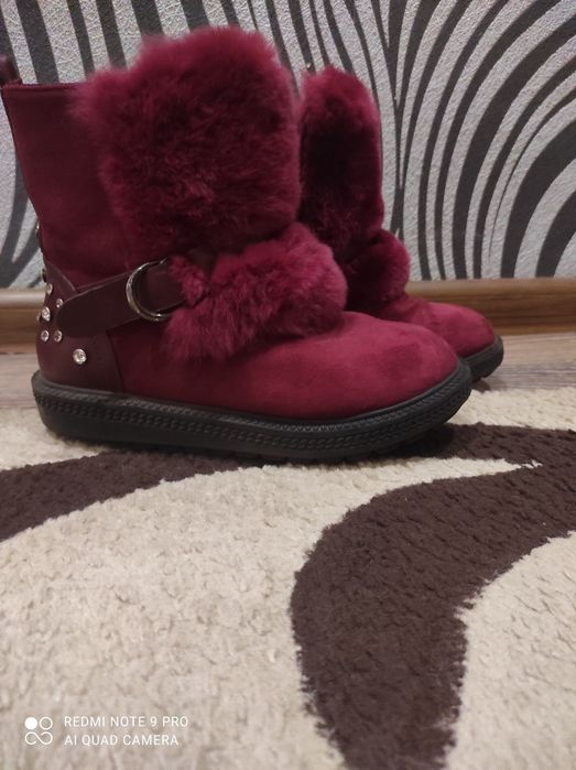 Продам дитячі сапожки - уги