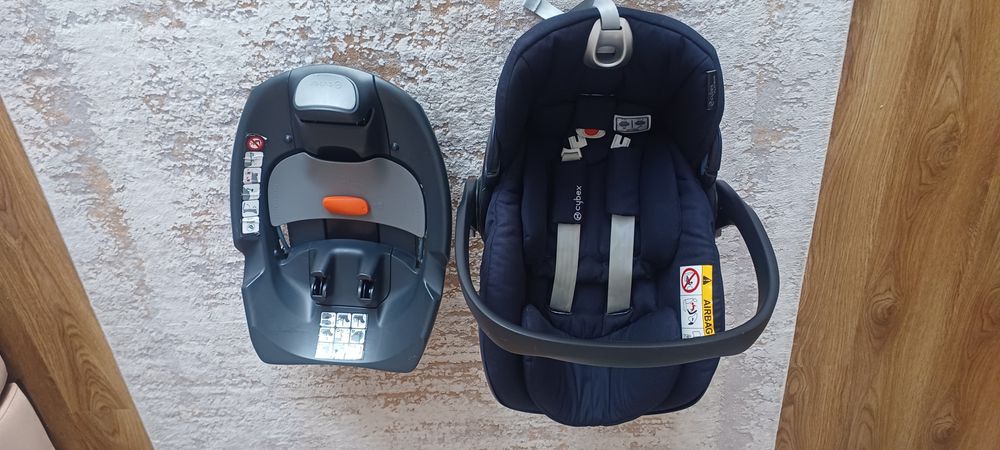 Автокрісло Cybex cloud Q з базою
