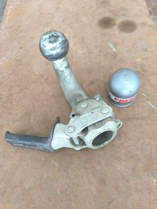 Bola de reboque para automóveis