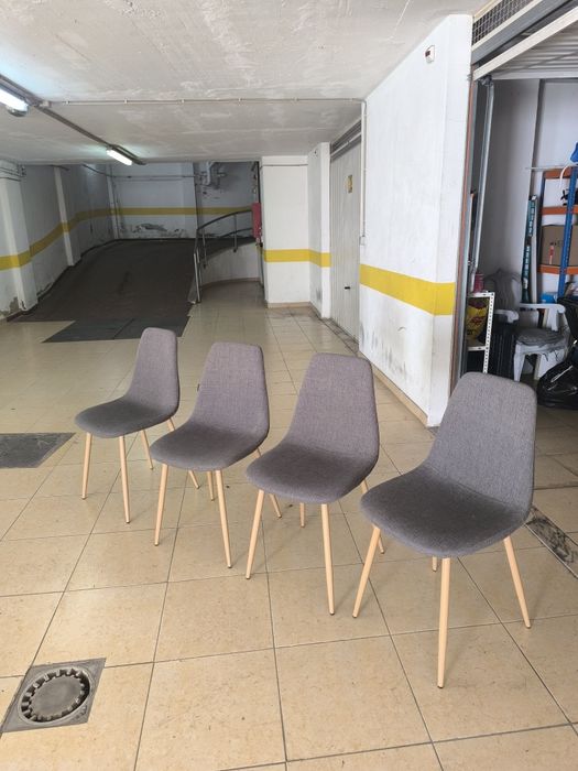 4 Cadeiras Homa pouco utilizadas