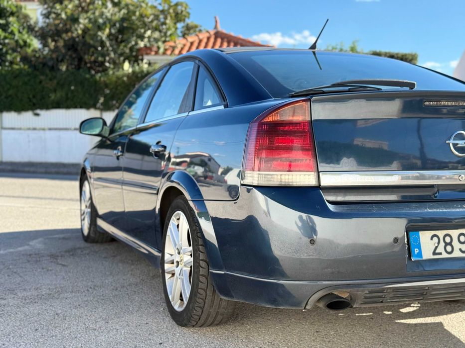 Opel Vectra 2.2 DTI — photo 5