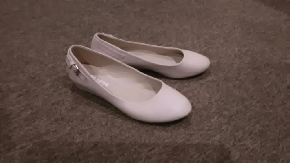 Śliczne jak nowe balerinki rozm. 38