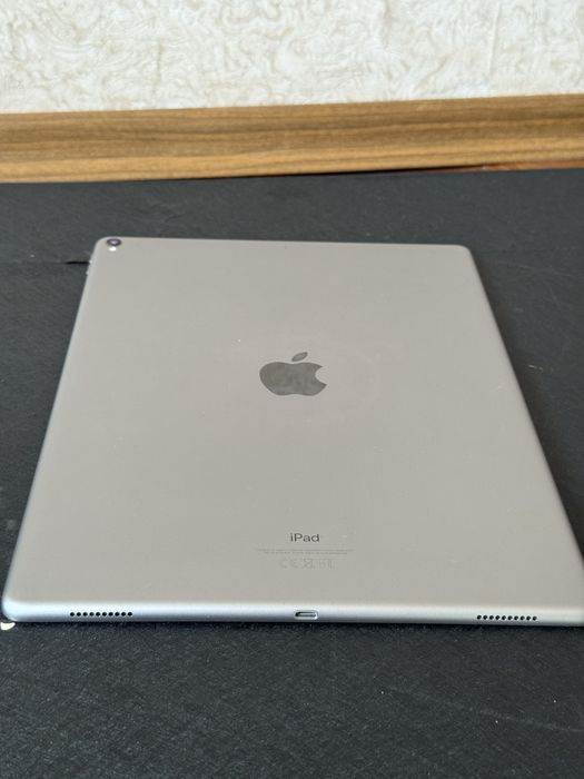 Ipad pro 12.9 2gen на запчастини
